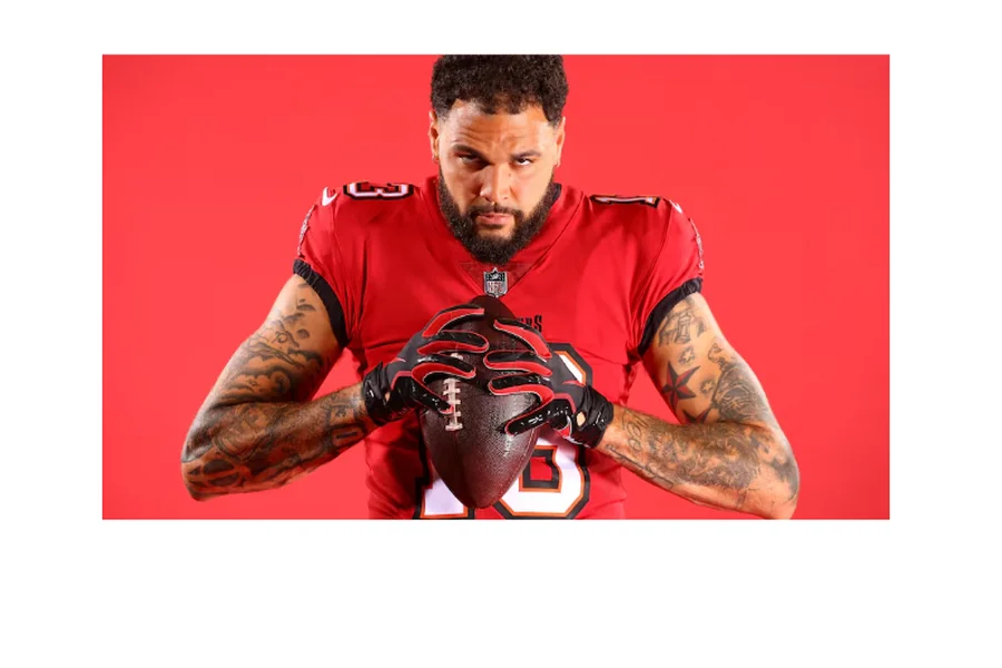 Mike Evans